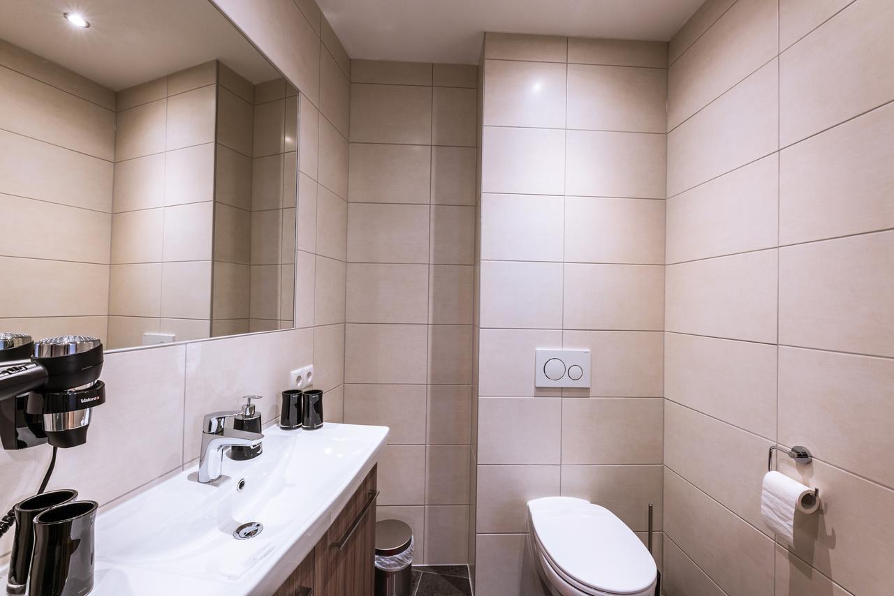 Gaestehaus Runhof Langenfeld Bagian luar foto